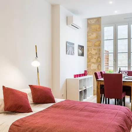דירה Gorgeous And Terrace In The Center בורדו